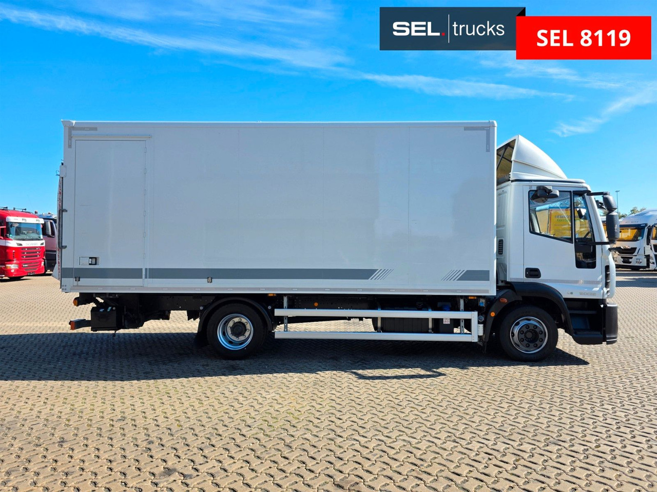 Iveco Eurocargo 120E28 / Ladebordwand - شاحنة مقفلة: صورة 4 Iveco Eurocargo 120E28 / Ladebordwand - شاحنة مقفلة: صورة 4