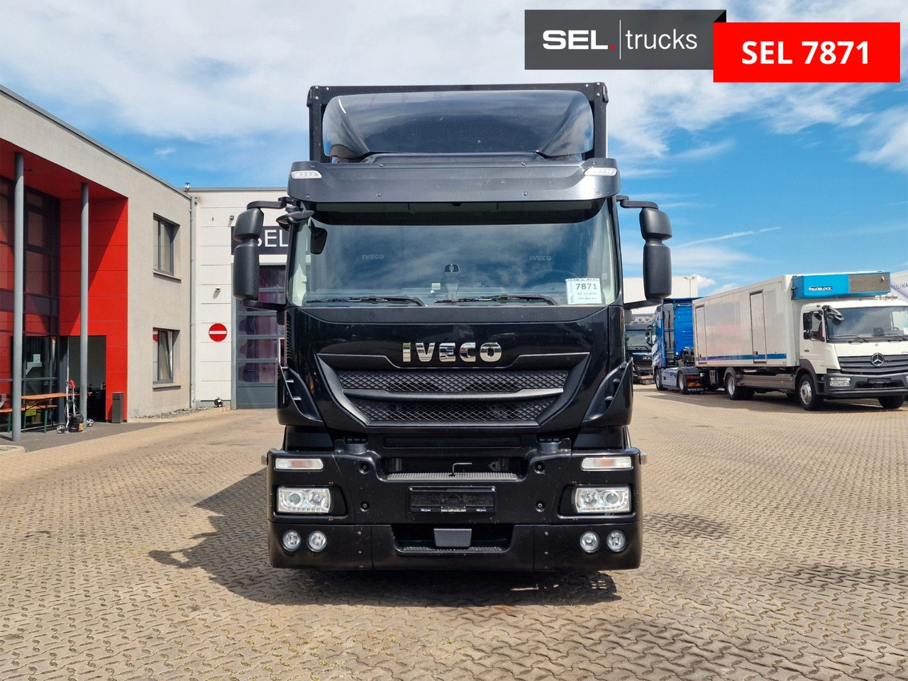 Iveco Stralis 400 / Staplerhalterung / Lenk-Liftachse - شاحنة ستارة: صورة 2 Iveco Stralis 400 / Staplerhalterung / Lenk-Liftachse - شاحنة ستارة: صورة 2