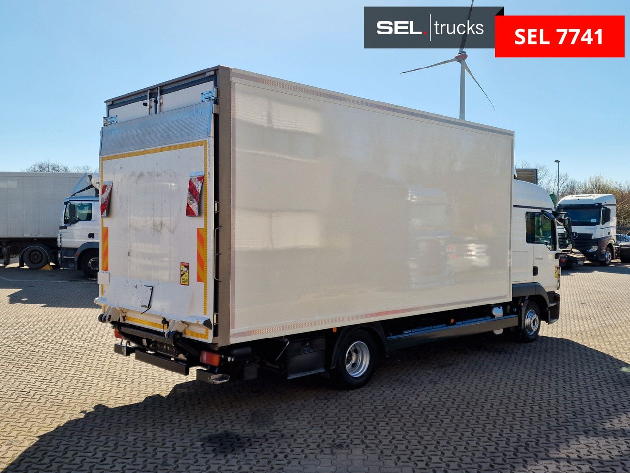 MAN TGL 12.250 4X2 BL / Ladebordwand - شاحنة الفريزر: صورة 5 MAN TGL 12.250 4X2 BL / Ladebordwand - شاحنة الفريزر: صورة 5