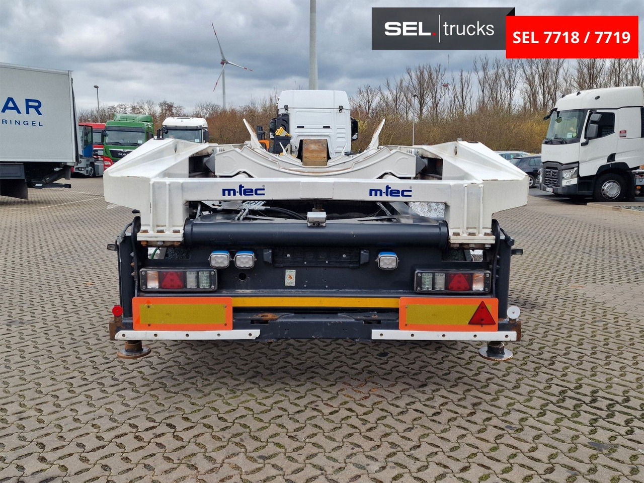 شاحنة قلاب MAN TGS 35.500.8X2-6 BL / Silosteller / Lenkachse: صورة 6