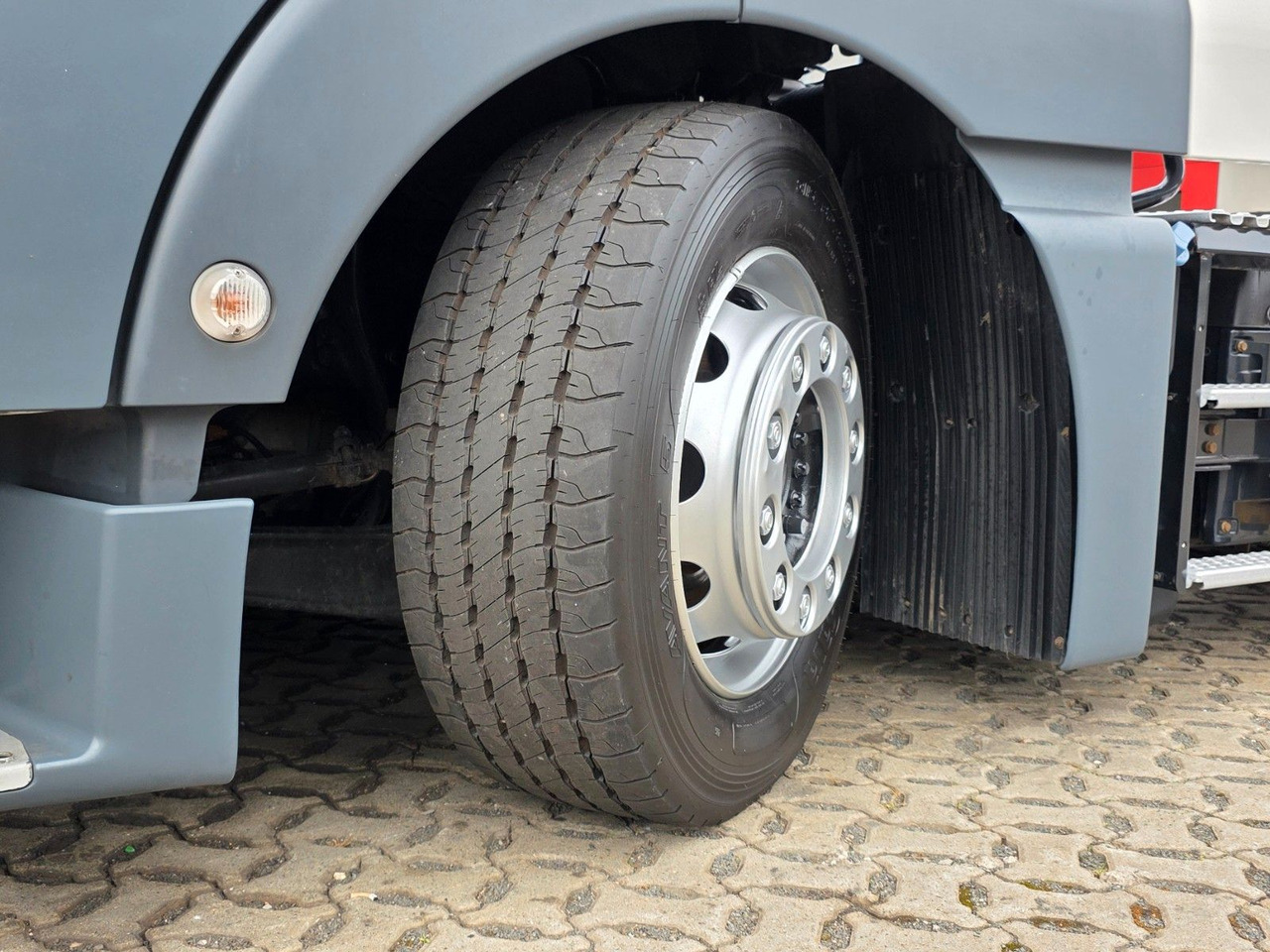 وحدة جر MAN TGX 18.460 4x2 LLS-U / Retarder / 2 Tanks: صورة 47