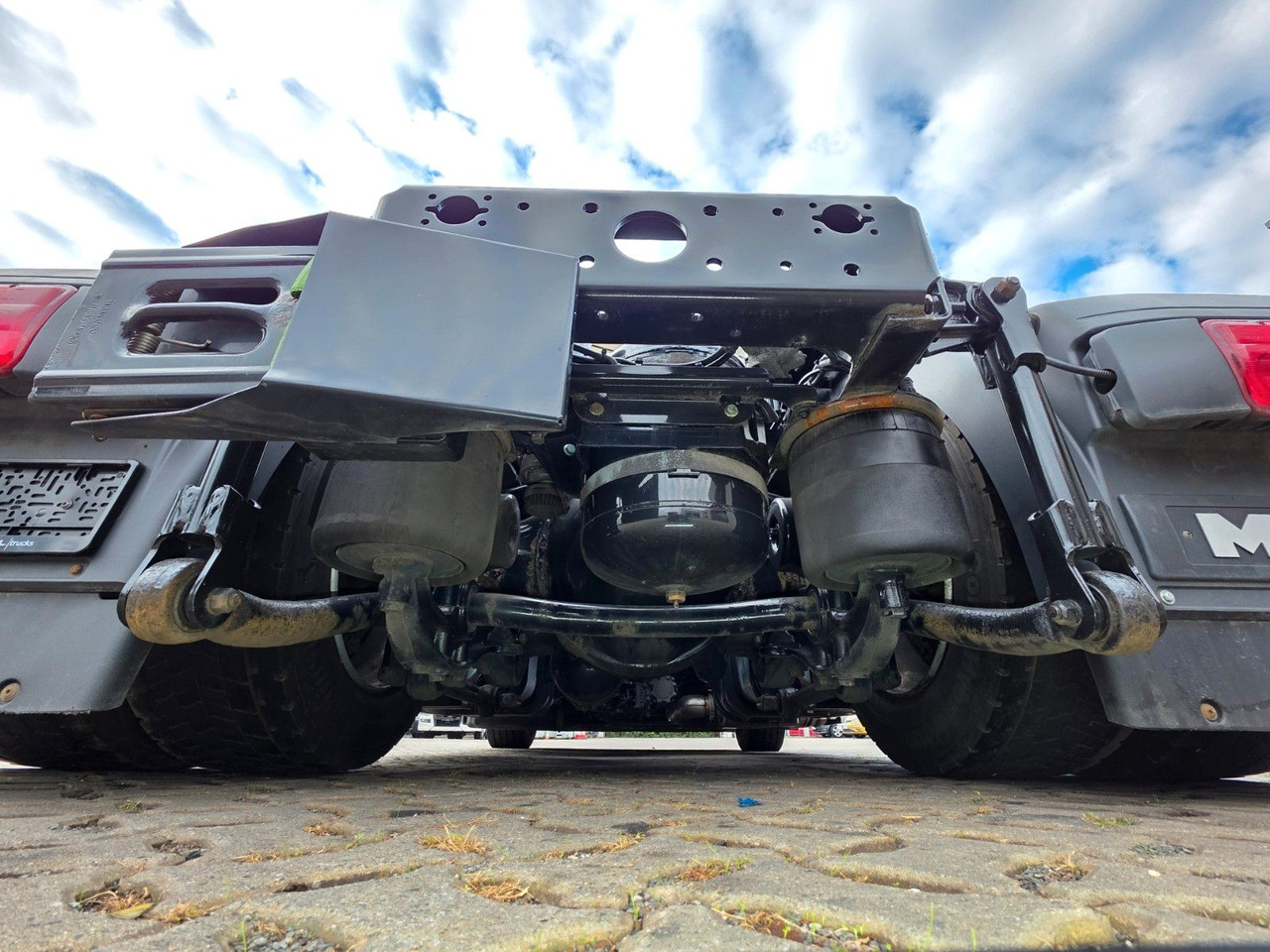 وحدة جر MAN TGX 18.460 4x2 LLS-U / Retarder / 2 Tanks: صورة 22