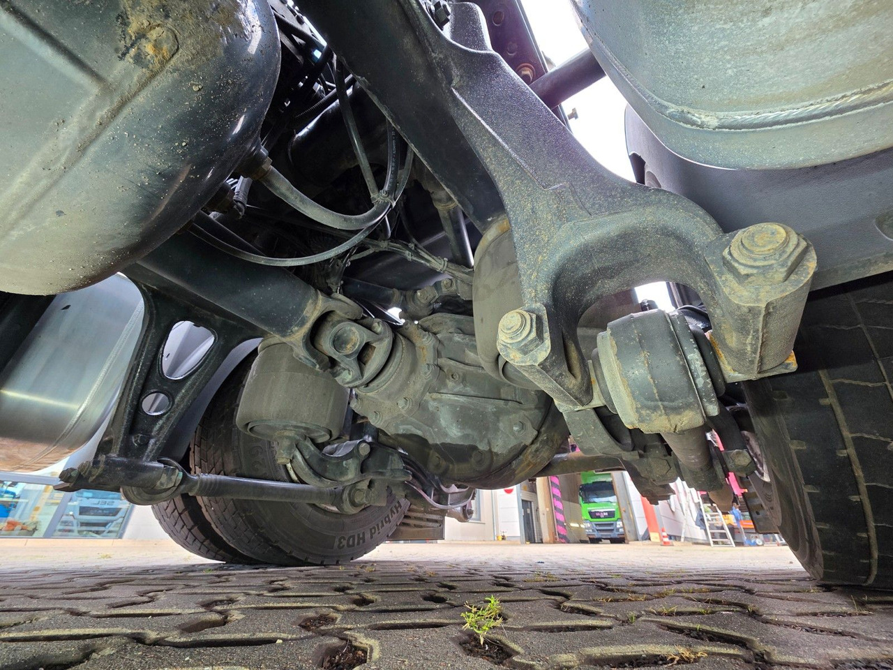 وحدة جر MAN TGX 18.460 4x2 LLS-U / Retarder / 2 Tanks: صورة 23