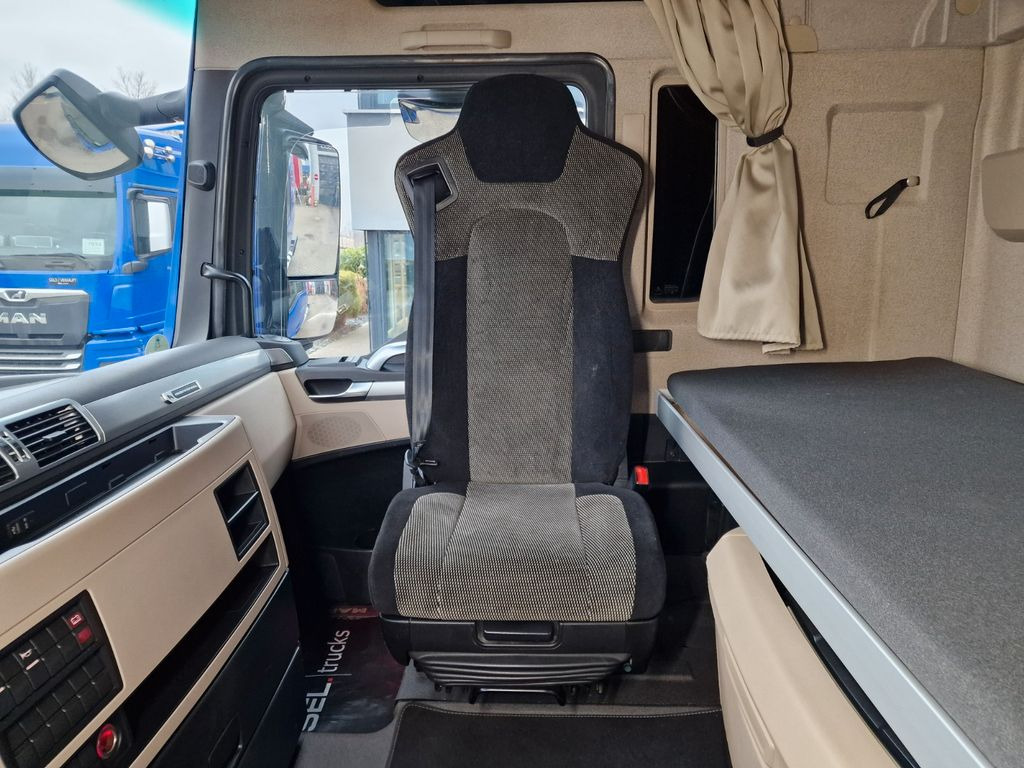 وحدة جر MAN TGX 18.510 4X2 LLS-U / Retarder / 2 Tanks: صورة 24