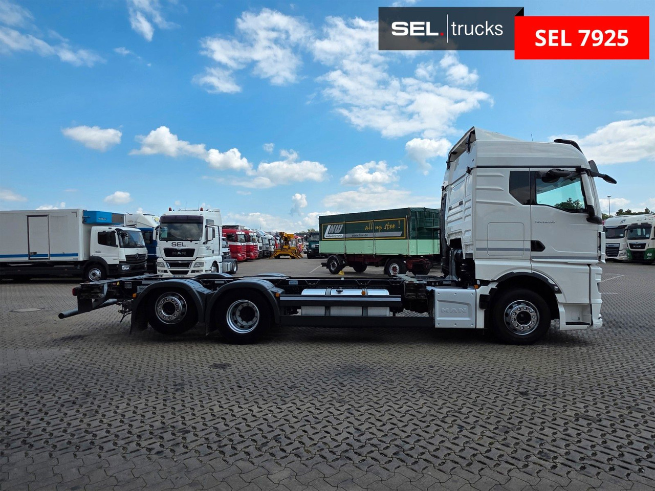 MAN TGX 26.510 6x2-2 LL CH / ZF Intarder / Liftachse - شاحنات الحاويات / جسم علوي قابل للتغيير شاحنة: صورة 4 MAN TGX 26.510 6x2-2 LL CH / ZF Intarder / Liftachse - شاحنات الحاويات / جسم علوي قابل للتغيير شاحنة: صورة 4