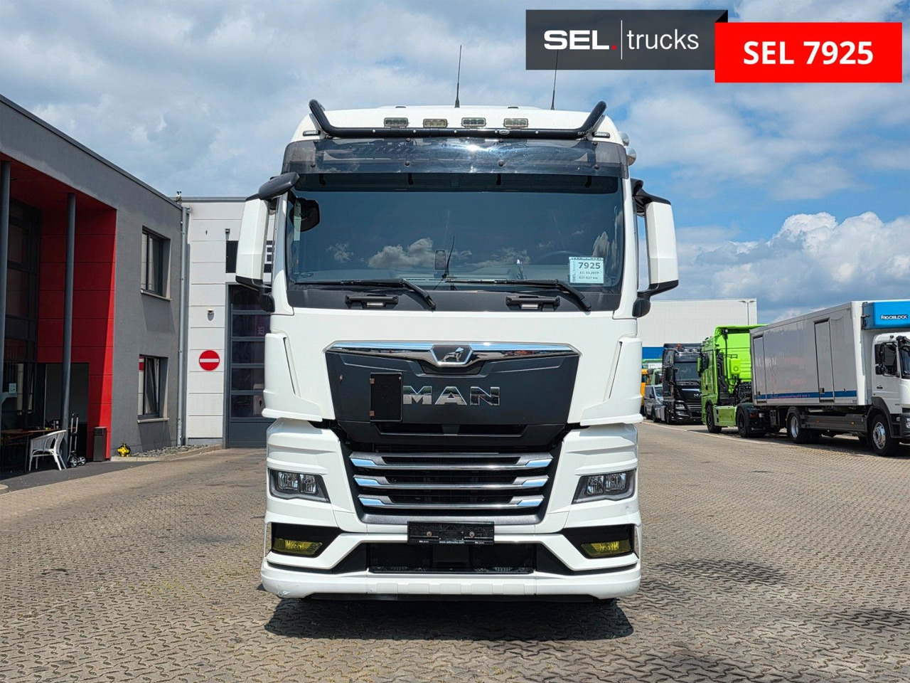 MAN TGX 26.510 6x2-2 LL CH / ZF Intarder / Liftachse - شاحنات الحاويات / جسم علوي قابل للتغيير شاحنة: صورة 2 MAN TGX 26.510 6x2-2 LL CH / ZF Intarder / Liftachse - شاحنات الحاويات / جسم علوي قابل للتغيير شاحنة: صورة 2
