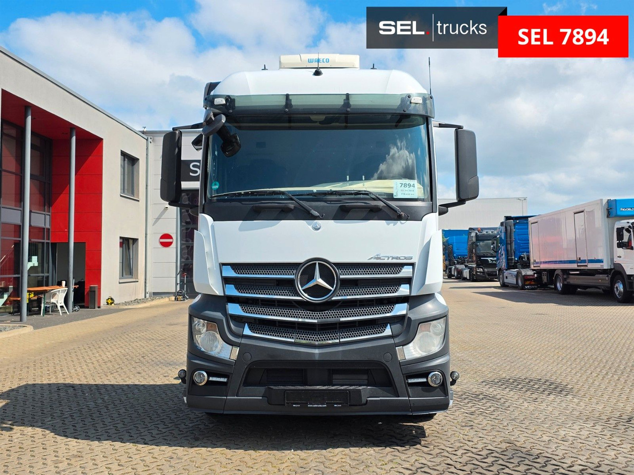 Mercedes-Benz Actros 1842 / Standklimaanlage - شاحنات الحاويات / جسم علوي قابل للتغيير شاحنة: صورة 2 Mercedes-Benz Actros 1842 / Standklimaanlage - شاحنات الحاويات / جسم علوي قابل للتغيير شاحنة: صورة 2
