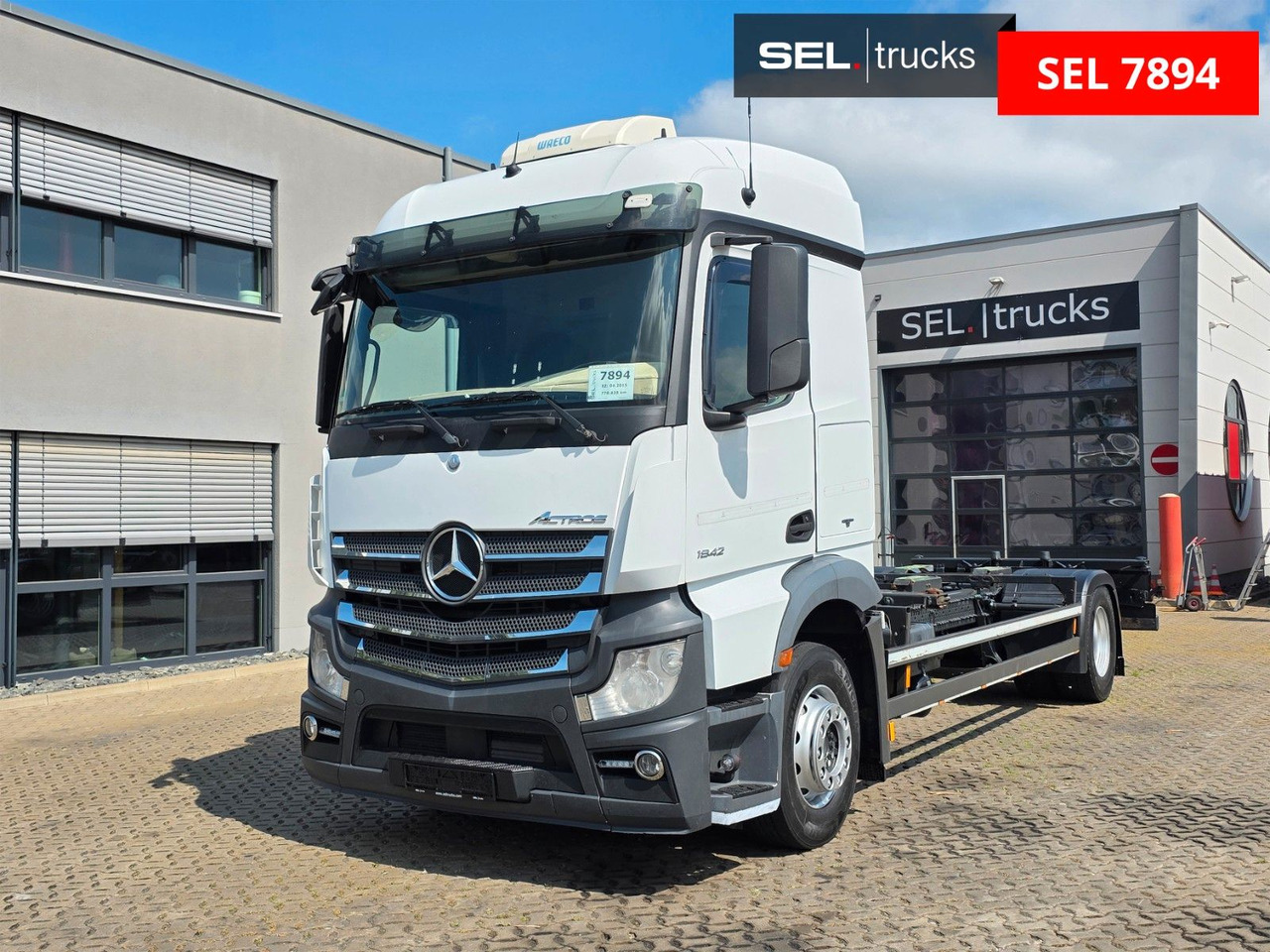 Mercedes-Benz Actros 1842 / Standklimaanlage - شاحنات الحاويات / جسم علوي قابل للتغيير شاحنة: صورة 1 Mercedes-Benz Actros 1842 / Standklimaanlage - شاحنات الحاويات / جسم علوي قابل للتغيير شاحنة: صورة 1