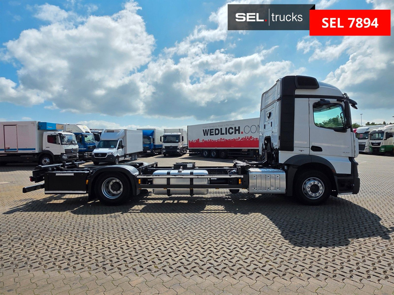 Mercedes-Benz Actros 1842 / Standklimaanlage - شاحنات الحاويات / جسم علوي قابل للتغيير شاحنة: صورة 4 Mercedes-Benz Actros 1842 / Standklimaanlage - شاحنات الحاويات / جسم علوي قابل للتغيير شاحنة: صورة 4