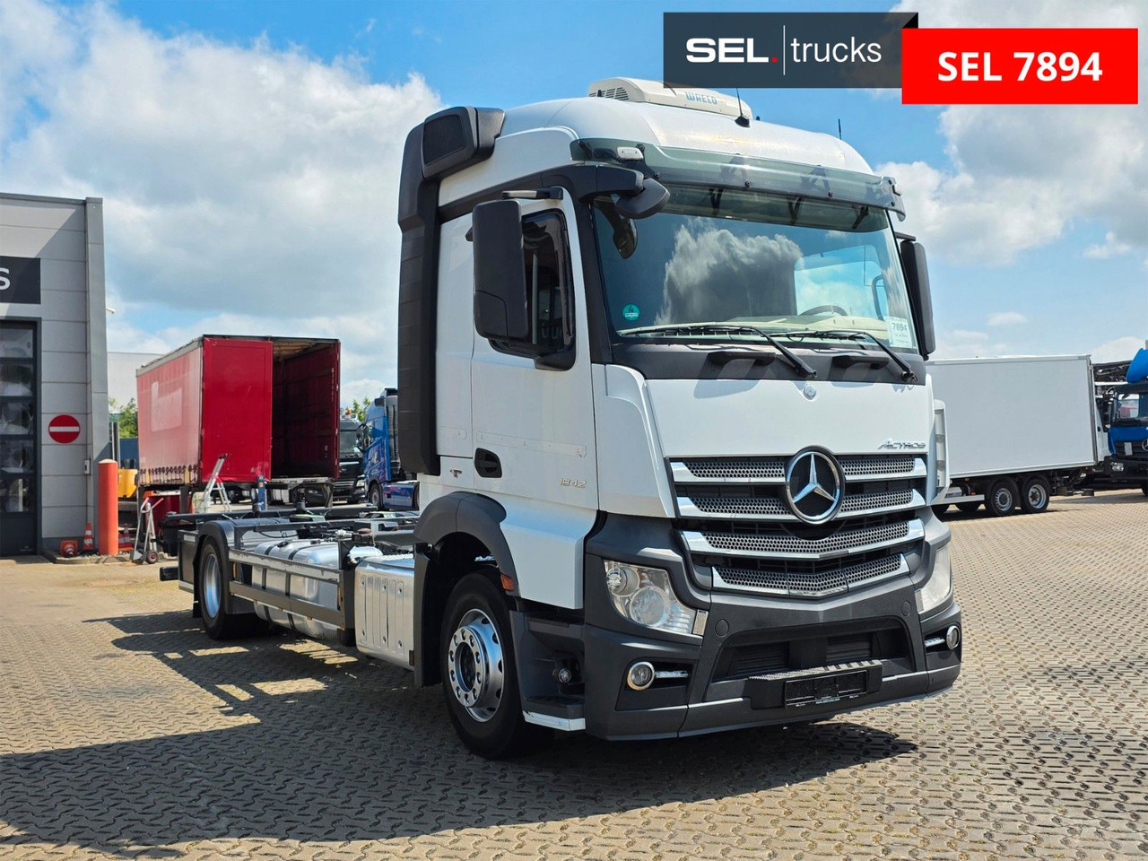Mercedes-Benz Actros 1842 / Standklimaanlage - شاحنات الحاويات / جسم علوي قابل للتغيير شاحنة: صورة 3 Mercedes-Benz Actros 1842 / Standklimaanlage - شاحنات الحاويات / جسم علوي قابل للتغيير شاحنة: صورة 3