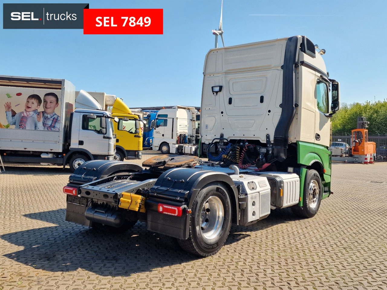 Mercedes-Benz Actros 1846 / Retarder / Kompressor / 6D - وحدة جر: صورة 5 Mercedes-Benz Actros 1846 / Retarder / Kompressor / 6D - وحدة جر: صورة 5