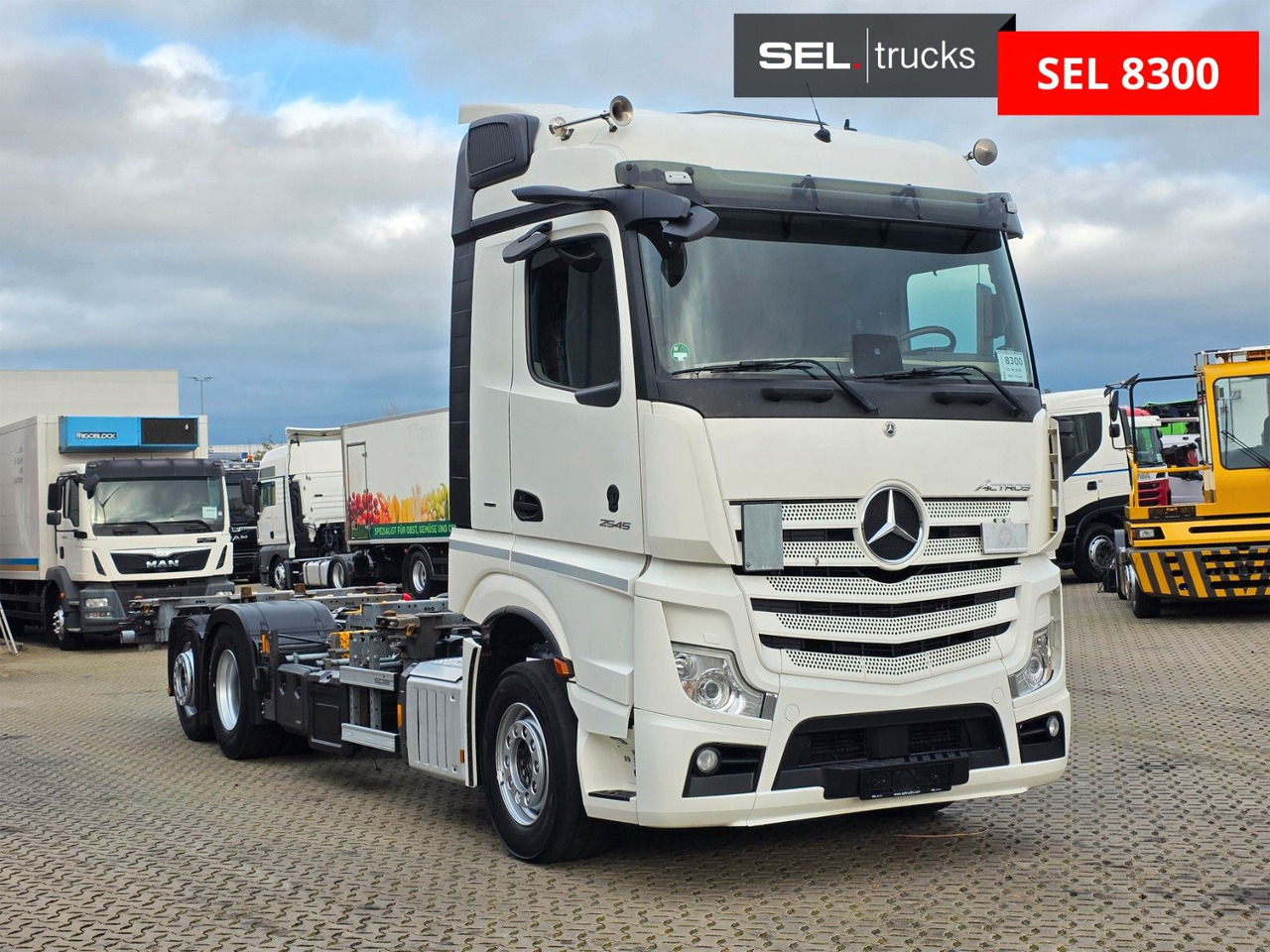 Mercedes-Benz Actros 2545 /Retarder/2 Tanks/Xenon/Liftachse/6D - شاحنات الحاويات / جسم علوي قابل للتغيير شاحنة: صورة 3 Mercedes-Benz Actros 2545 /Retarder/2 Tanks/Xenon/Liftachse/6D - شاحنات الحاويات / جسم علوي قابل للتغيير شاحنة: صورة 3
