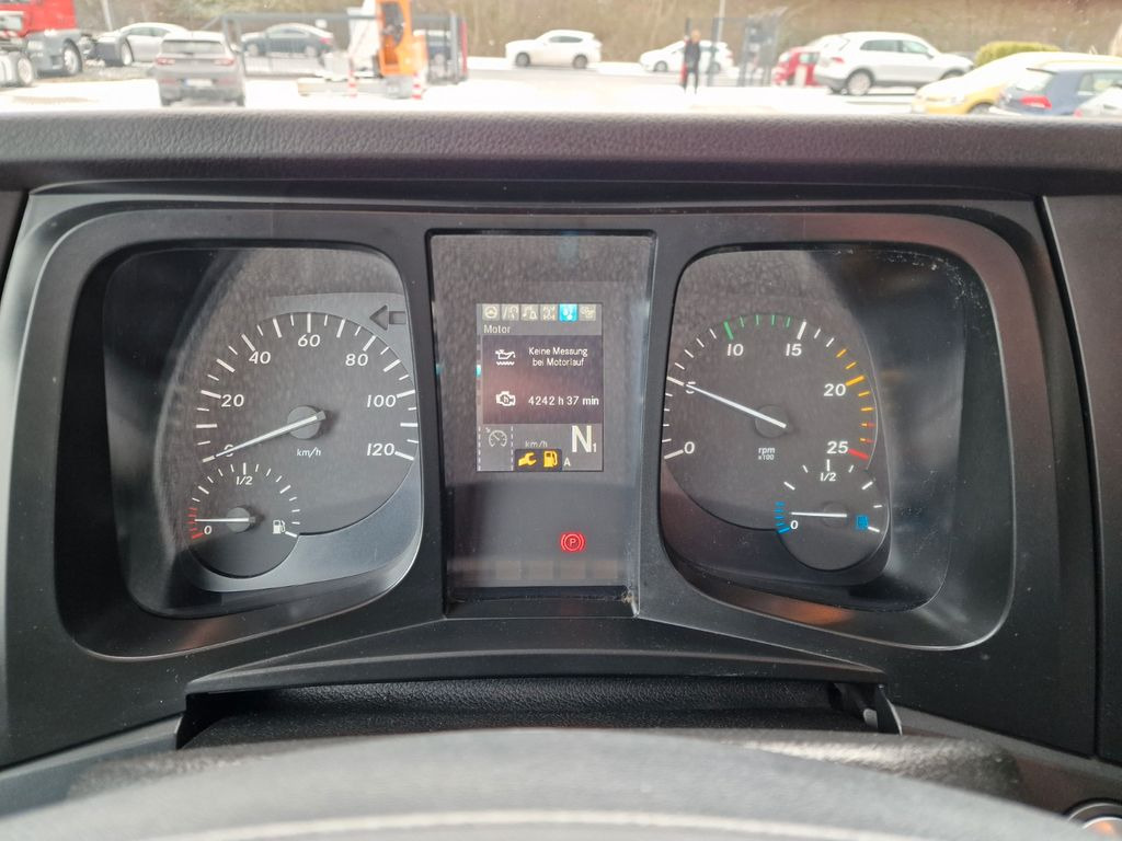 شاحنة ستارة Mercedes-Benz Antos 1840: صورة 24 شاحنة ستارة Mercedes-Benz Antos 1840: صورة 24