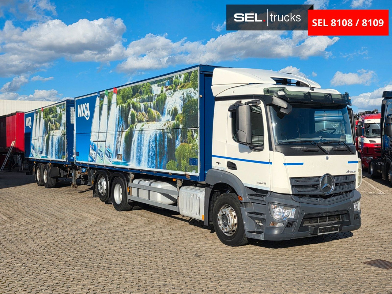 Mercedes-Benz Antos 2543 / Ldbw / Lenkachse / Liftachse - شاحنة المشروبات: صورة 3 Mercedes-Benz Antos 2543 / Ldbw / Lenkachse / Liftachse - شاحنة المشروبات: صورة 3