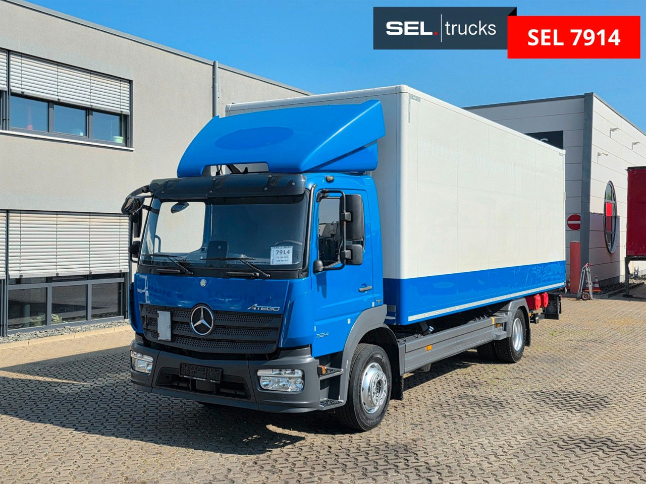 Mercedes-Benz Atego 1324 / Ladebordwand - شاحنة مقفلة: صورة 1 Mercedes-Benz Atego 1324 / Ladebordwand - شاحنة مقفلة: صورة 1