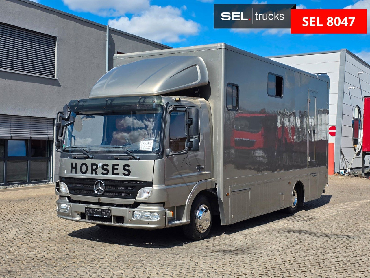 Mercedes-Benz Atego 818L - شاحنة نقل المواشي: صورة 1 Mercedes-Benz Atego 818L - شاحنة نقل المواشي: صورة 1