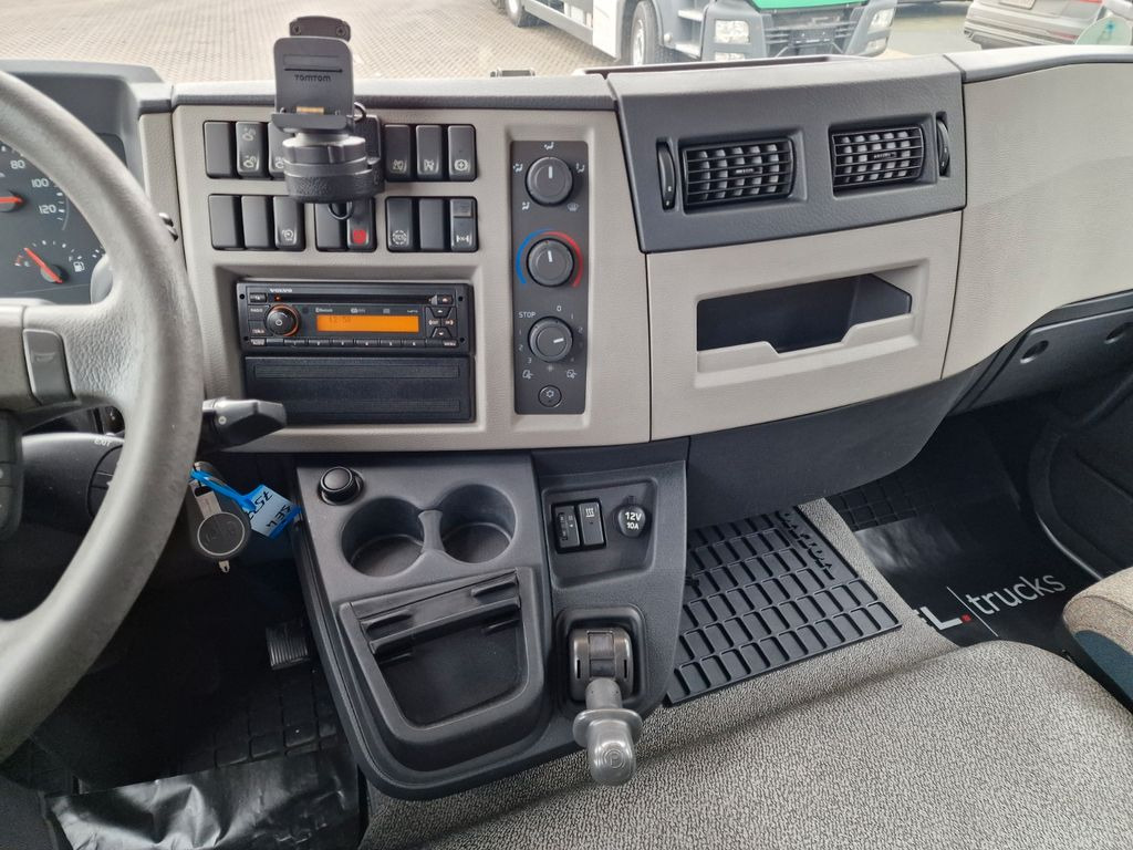 شاحنة ستارة Volvo FL 280 / 2,93m Ladehöhe !! / 2 to Ladebordwand: صورة 25