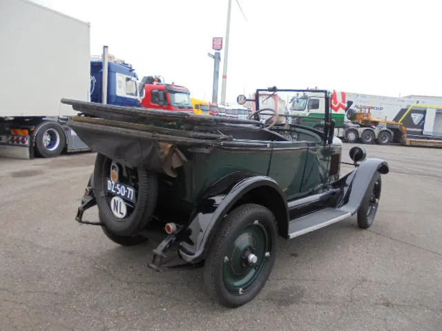 Chevrolet Superior Superior - كابريوليه: صورة 4 Chevrolet Superior Superior - كابريوليه: صورة 4