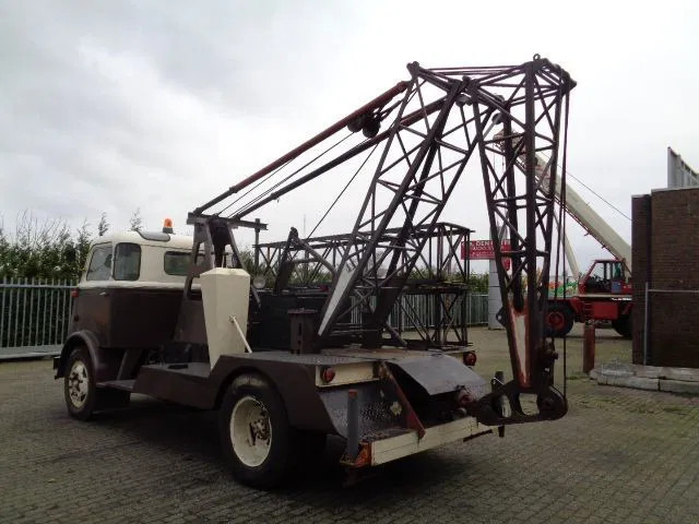 DAF 1300 BB NL KENTEKEN - شاحنة كرين: صورة 4 DAF 1300 BB NL KENTEKEN - شاحنة كرين: صورة 4