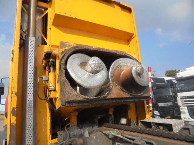 DAF 75.240 75 240 6X2 - شاحنة النفايات: صورة 5 DAF 75.240 75 240 6X2 - شاحنة النفايات: صورة 5