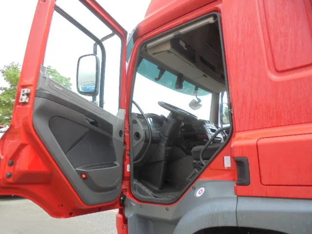 وحدة جر DAF CF 440 FT: صورة 9