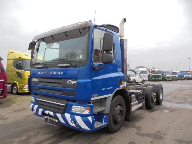 DAF CF 75.250 6X2 - شاحنة هيكل كابينة: صورة 1 DAF CF 75.250 6X2 - شاحنة هيكل كابينة: صورة 1