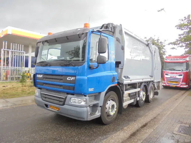 DAF CF 75 310 NL KENTEKEN TUV-APK 01-26 - شاحنة النفايات: صورة 1 DAF CF 75 310 NL KENTEKEN TUV-APK 01-26 - شاحنة النفايات: صورة 1