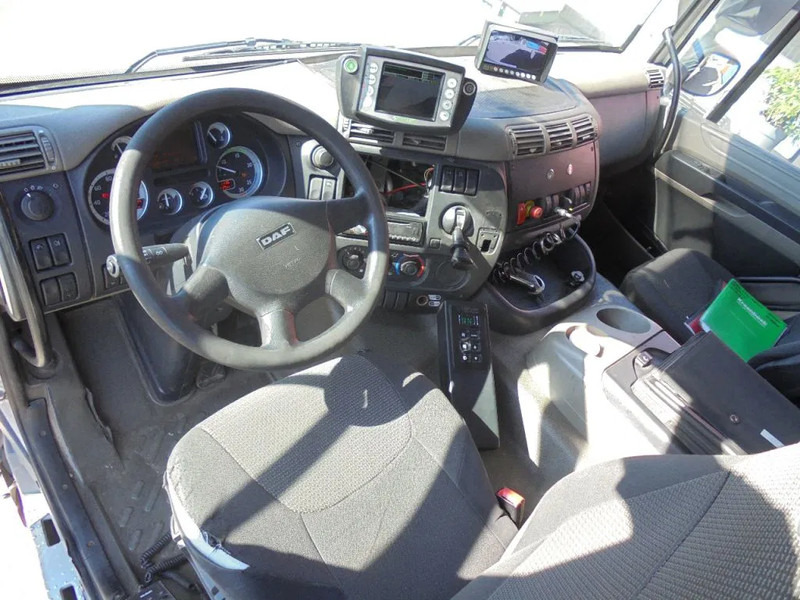 شاحنة النفايات DAF FAN 75 240: صورة 13