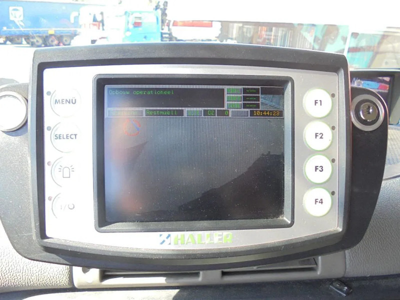 شاحنة النفايات DAF FAN 75 240: صورة 15