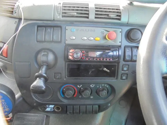 شاحنة النفايات DAF FAN CF250 6X2 EEV: صورة 15 شاحنة النفايات DAF FAN CF250 6X2 EEV: صورة 15