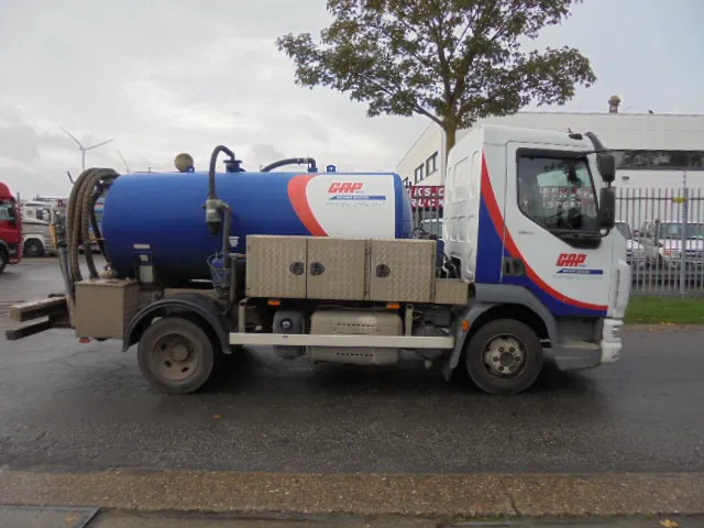DAF LF 180 FA - شاحنة الشفط: صورة 4 DAF LF 180 FA - شاحنة الشفط: صورة 4