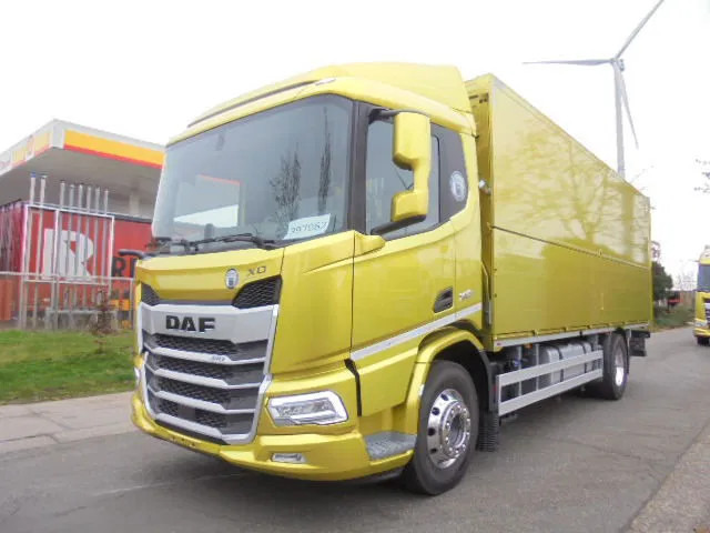 DAF XD 370 FA DEMO MET FABRIEKS GARANTIE - شاحنة مقفلة: صورة 1 DAF XD 370 FA DEMO MET FABRIEKS GARANTIE - شاحنة مقفلة: صورة 1