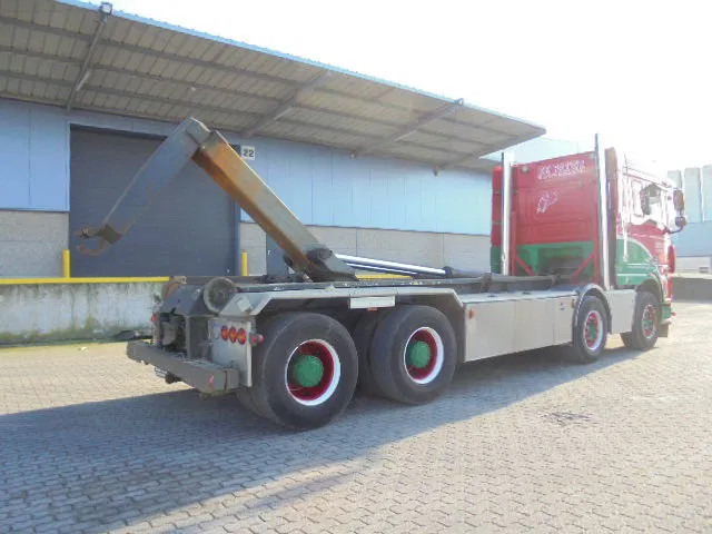 DAF XF 105 410 FAD 8X4 STEEL SUSPENSION - شاحنة ذات خطاف: صورة 4 DAF XF 105 410 FAD 8X4 STEEL SUSPENSION - شاحنة ذات خطاف: صورة 4