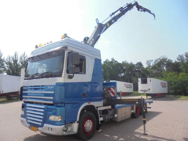 DAF XF 105 XF105 NL TRUCK - شاحنة كرين: صورة 1 DAF XF 105 XF105 NL TRUCK - شاحنة كرين: صورة 1