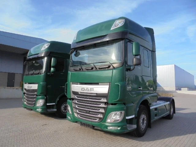 DAF XF 106.460 SUPER SPACE CAB - وحدة جر: صورة 1 DAF XF 106.460 SUPER SPACE CAB - وحدة جر: صورة 1