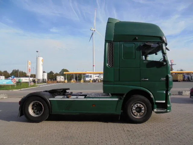 DAF XF 106.460 SUPER SPACE CAB DAF XF 106.460 SUPER SPACE CAB: صورة 13 DAF XF 106.460 SUPER SPACE CAB DAF XF 106.460 SUPER SPACE CAB: صورة 13