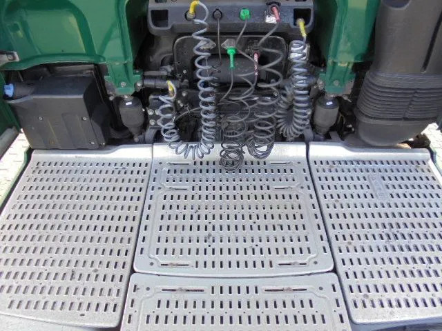 DAF XF 106.460 SUPER SPACE CAB DAF XF 106.460 SUPER SPACE CAB: صورة 9 DAF XF 106.460 SUPER SPACE CAB DAF XF 106.460 SUPER SPACE CAB: صورة 9