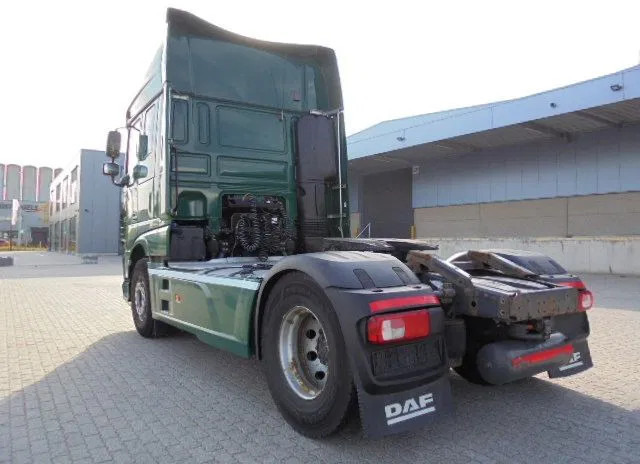DAF XF 106.460 SUPER SPACE CAB - وحدة جر: صورة 5 DAF XF 106.460 SUPER SPACE CAB - وحدة جر: صورة 5
