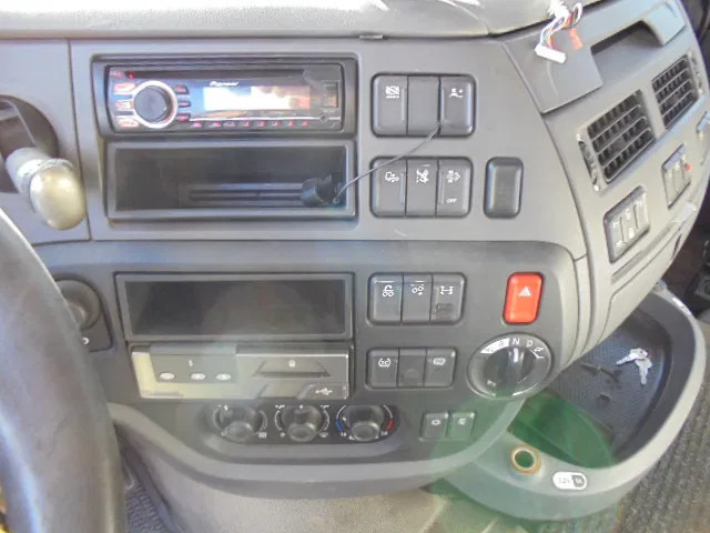 وحدة جر DAF XF 440 6X2 EUR6: صورة 15