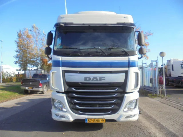 DAF XF 440 6X2 + HYDROSET TUV 10-2026 - وحدة جر: صورة 2 DAF XF 440 6X2 + HYDROSET TUV 10-2026 - وحدة جر: صورة 2