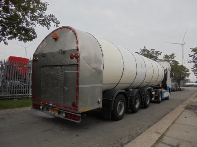 DAF XF 440 SSC RETARDER - شاحنة صهريج: صورة 4 DAF XF 440 SSC RETARDER - شاحنة صهريج: صورة 4