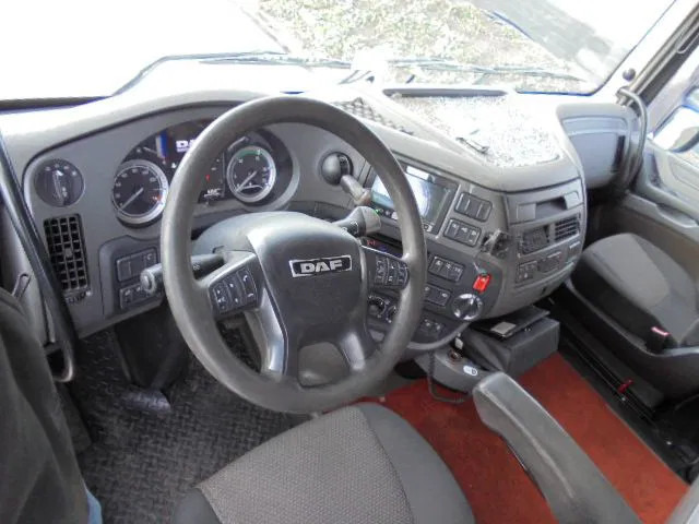 وحدة جر DAF XF 460: صورة 10