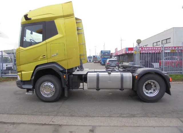 DAF XFC 530 FT DEMO KIEPHYDROLIEK MET FABRIEKS GARANTIE NL TRUCK - وحدة جر: صورة 2 DAF XFC 530 FT DEMO KIEPHYDROLIEK MET FABRIEKS GARANTIE NL TRUCK - وحدة جر: صورة 2