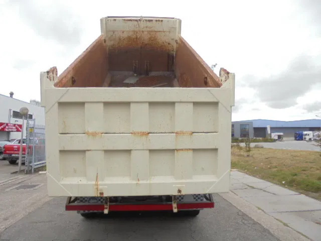 Diversen FOTON DAIMLER TX 3234 6X4 10 IN STOCK FOTON DAIMLER TX 3234 6X4 TAX FREE - شاحنة قلاب: صورة 4 Diversen FOTON DAIMLER TX 3234 6X4 10 IN STOCK FOTON DAIMLER TX 3234 6X4 TAX FREE - شاحنة قلاب: صورة 4