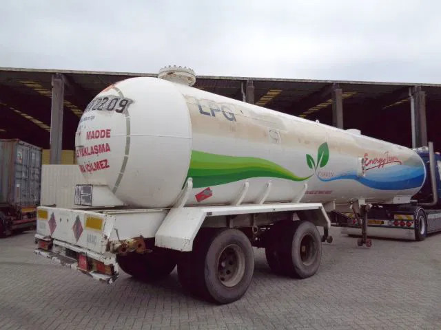 Diversen Isisan 45M3 LPG-BUTANE - نصف مقطورة صهريج: صورة 3 Diversen Isisan 45M3 LPG-BUTANE - نصف مقطورة صهريج: صورة 3