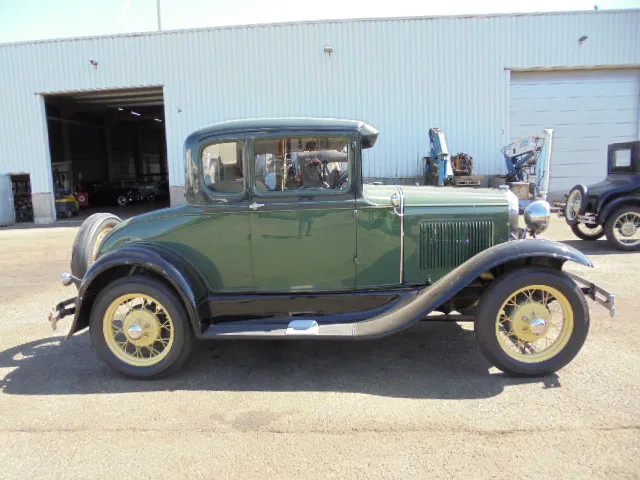 Ford A COUPE A COUPE - كوبيه: صورة 4 Ford A COUPE A COUPE - كوبيه: صورة 4