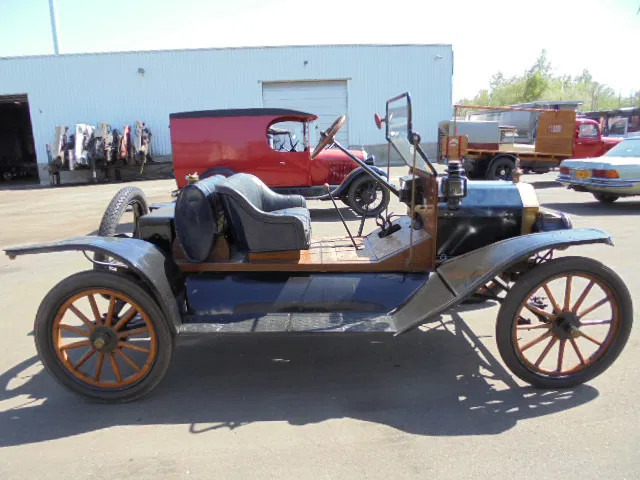 Ford Model T SPEEDSTER - كابريوليه: صورة 5 Ford Model T SPEEDSTER - كابريوليه: صورة 5
