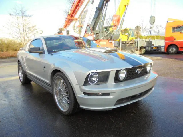 Ford Mustang GT - كوبيه: صورة 2 Ford Mustang GT - كوبيه: صورة 2