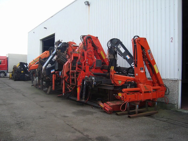 Hiab ALLTYPE YEARS AND PRICES HIAB PALFINGER HMF ATLAS KENNIS EFFER COPMA - ونش كرين: صورة 3 Hiab ALLTYPE YEARS AND PRICES HIAB PALFINGER HMF ATLAS KENNIS EFFER COPMA - ونش كرين: صورة 3