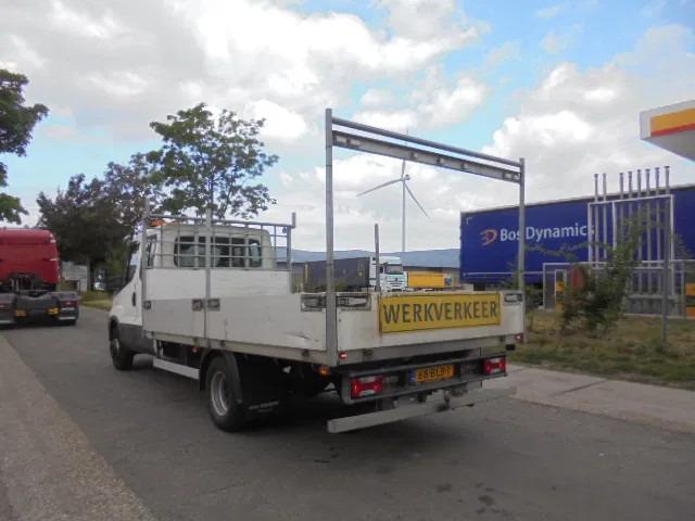 Iveco Daily 70 C18 + NL KENTEKEN APK TOT 19-07-2026 - شاحنات مسطحة: صورة 5 Iveco Daily 70 C18 + NL KENTEKEN APK TOT 19-07-2026 - شاحنات مسطحة: صورة 5